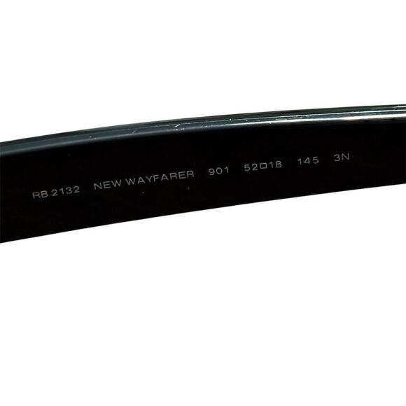 Ray-Ban Men's New Wayfarer Sunglasses Black Frame Polarized Lens - Picture 8 of 10